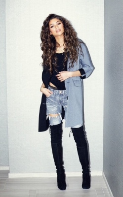 zendaya_003.jpg