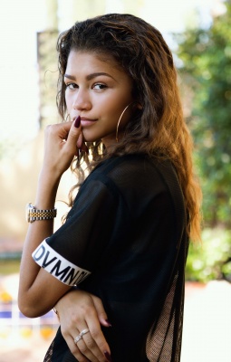 zendaya_001.jpg