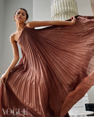 zendaya_001.jpg