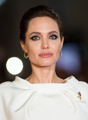 angelina_008.jpg