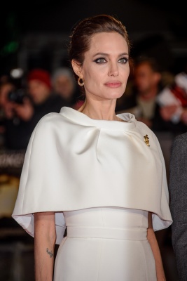 angelina_132.jpg