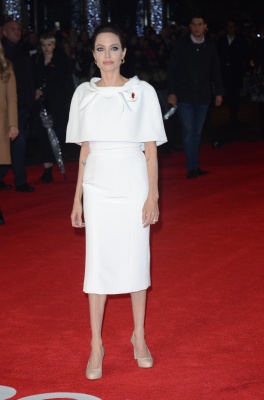 angelina_137.jpg