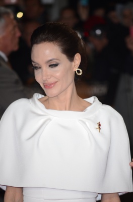 angelina_151.jpg