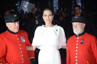 angelina_158.jpg
