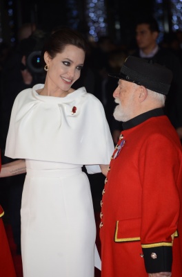angelina_165.jpg