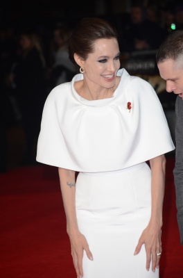 angelina_169.jpg