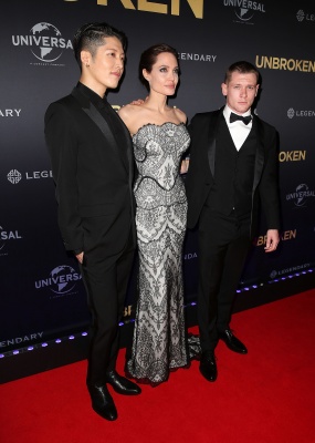 angelina_075.jpg
