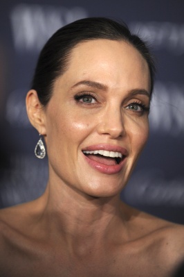 angelina_004.jpg