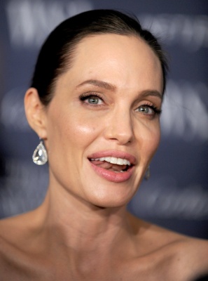 angelina_007.jpg