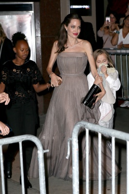 angelina_087.jpg