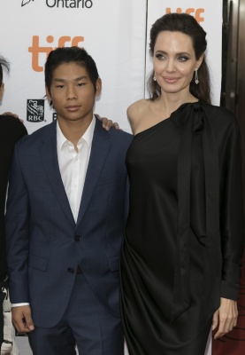 angelina_116.jpg