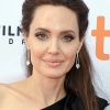 angelina_140.jpg