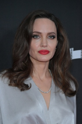 angelina_090.jpg