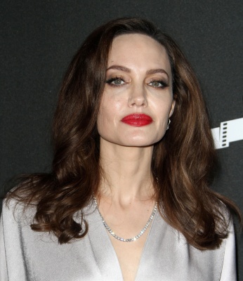 angelina_282.jpg