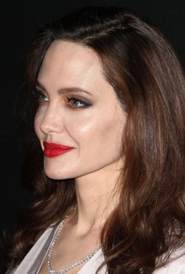 angelina_285.jpg