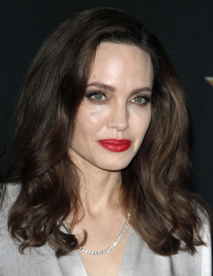 angelina_287.jpg