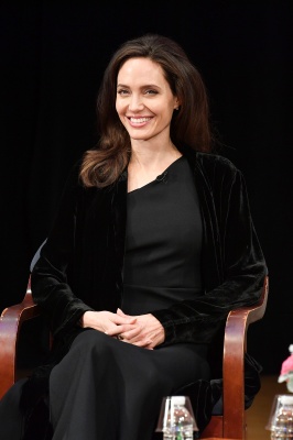 angelina_004.jpg