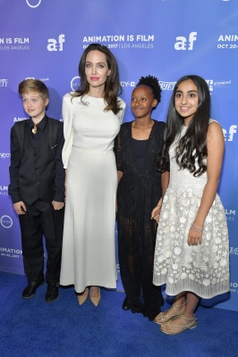 angelina_016.jpg