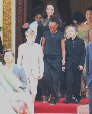 angelina_013.jpg