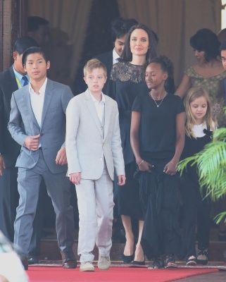 angelina_015.jpg