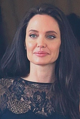 angelina_018.jpg