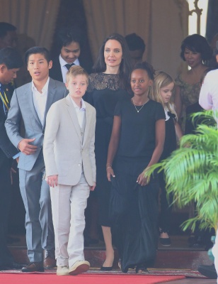 angelina_021.jpg