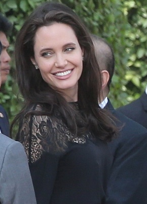 angelina_025.jpg