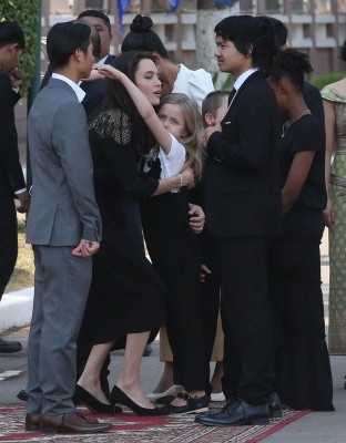 angelina_040.jpg