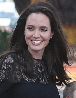 angelina_043.jpg