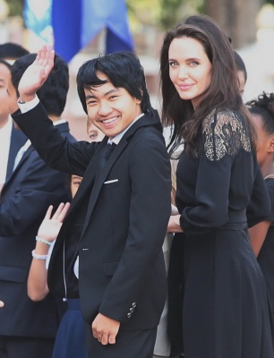 angelina_060.jpg