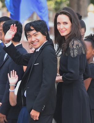 angelina_061.jpg