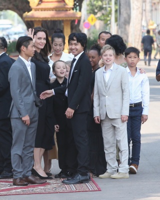 angelina_067.jpg