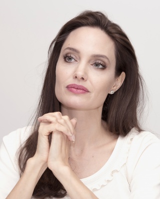 angelina_049.jpg