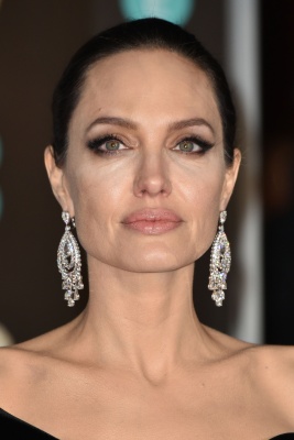 angelina_069.jpg