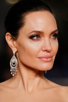 angelina_237.jpg
