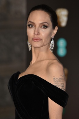 angelina_339.jpg