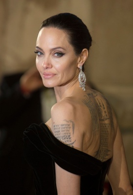 angelina_479.jpg