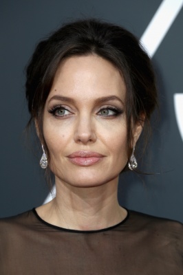 angelina_033.jpg