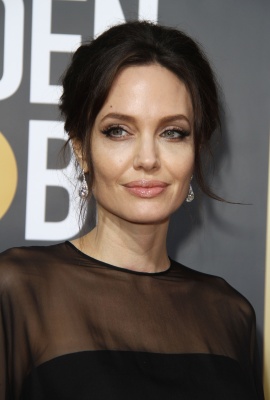 angelina_112.jpg