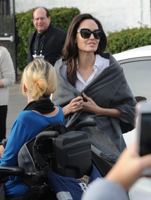 angelina_060.jpg