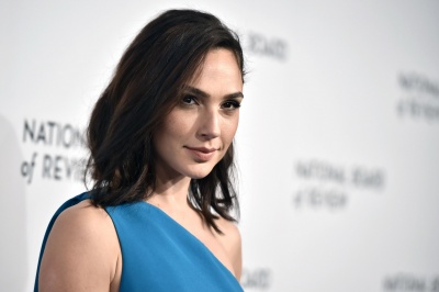 angelina_327.jpg
