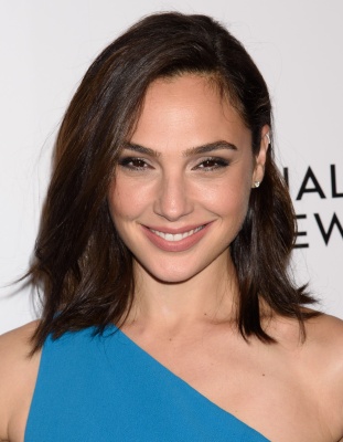 angelina_375.jpg