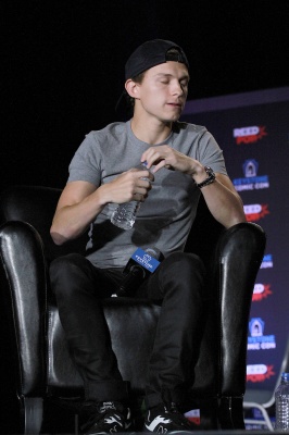 tom_005.jpg