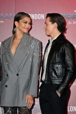 zendaya_0409.jpg