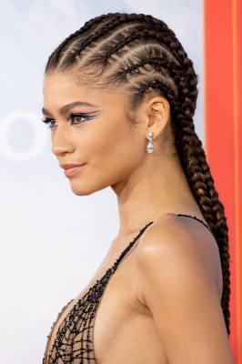 zendaya_0403.jpg