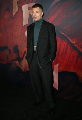 sebstan_0102.jpg