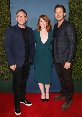 013_jurassic_world_the_ride_grand_opening_celebration_2019.jpg