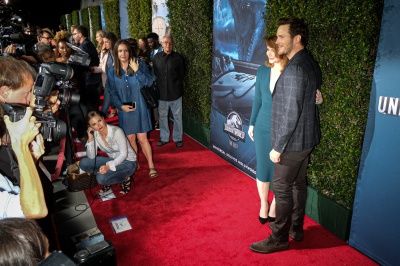020_jurassic_world_the_ride_grand_opening_celebration_2019.jpg
