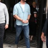 rex_chris_hemsworth_out_and_about_london_uk_10266960i.jpg