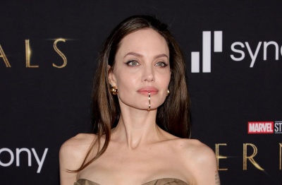 angelina_0015.jpg